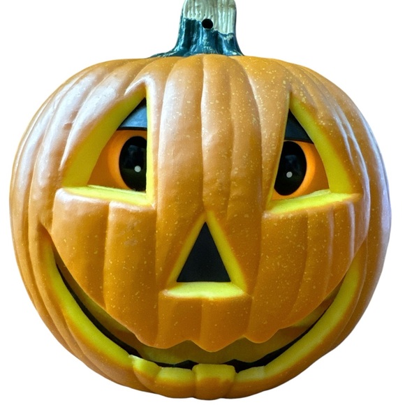 Halloween Talking Pumpkin Motion Sensored Eyes Open & Mouth‎ Moves Creepy Decor - Picture 1 of 8